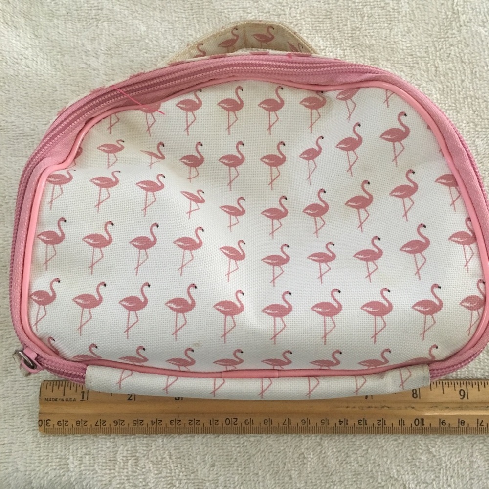 SOLD ON M*CARI  Victoria’s Secret Pink Makeup Case